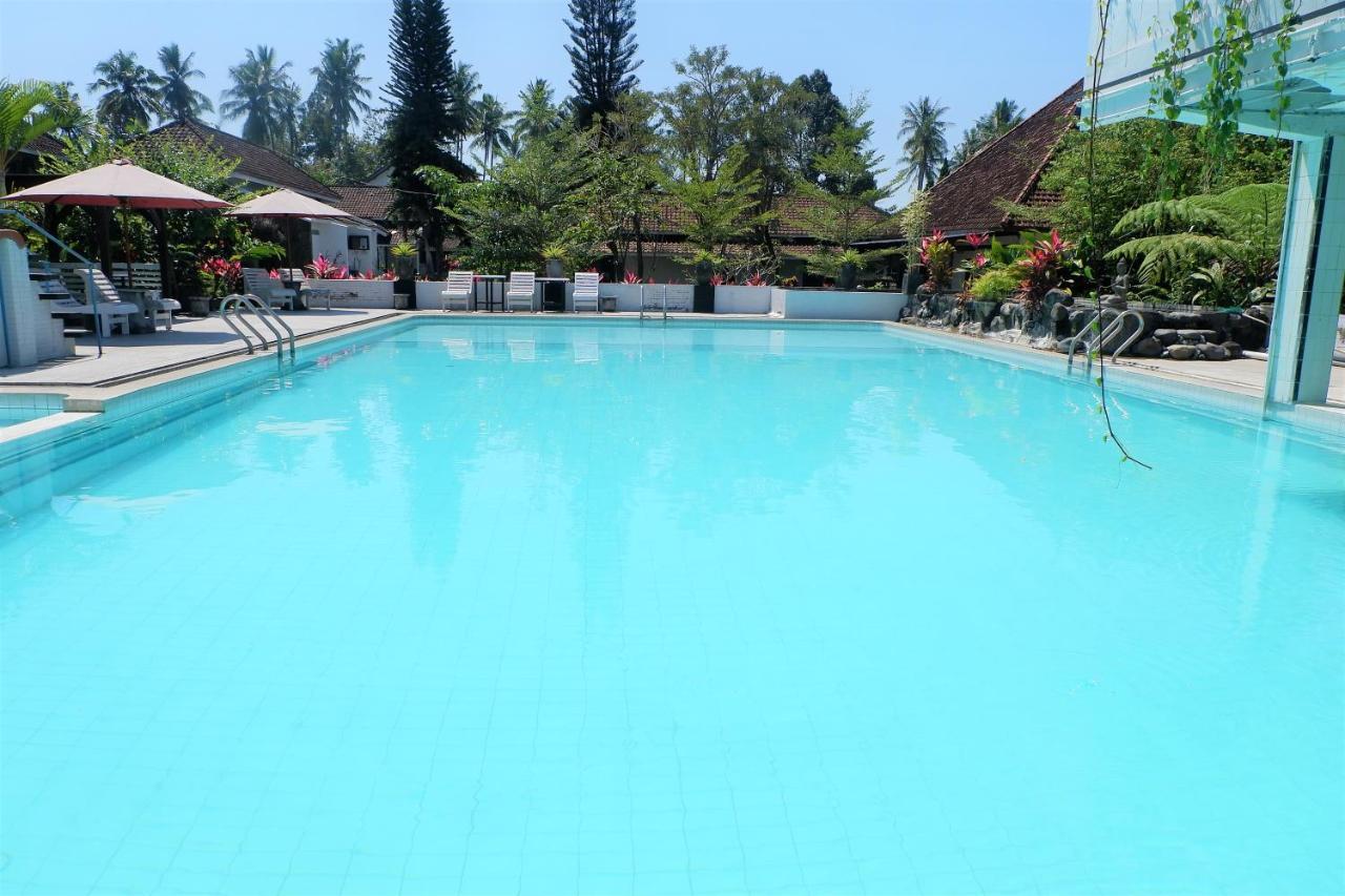 Hotel Minak Jinggo Banyuwangi  Extérieur photo